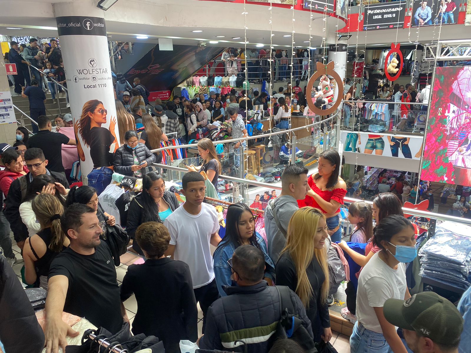 Comerciantes se prepararon todo el año para Bogotá Despierta | Noticias hoy  | EL ESPECTADOR
