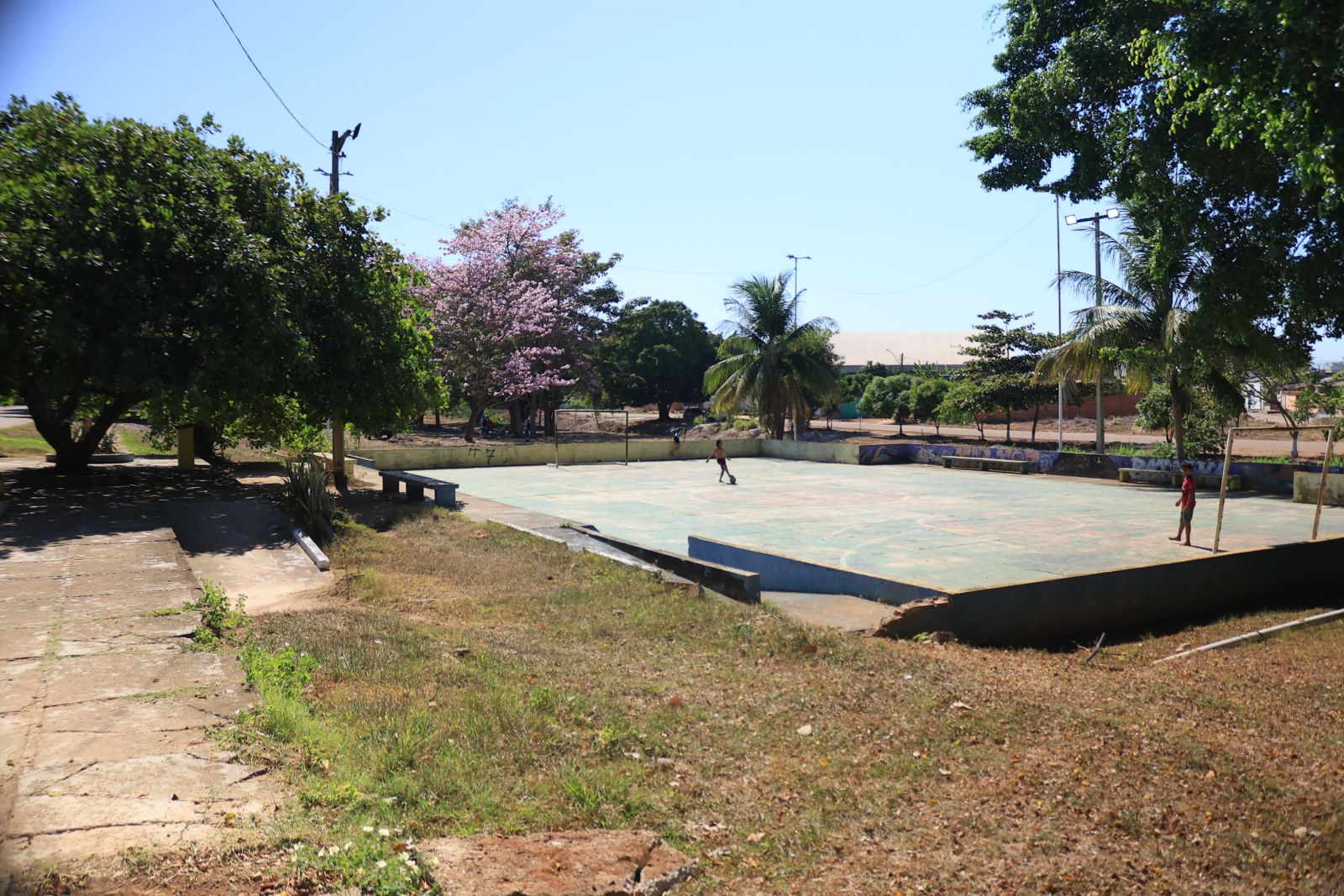 Praça do Contorno está localizada em área estratégica próxima ao shopping da cidade