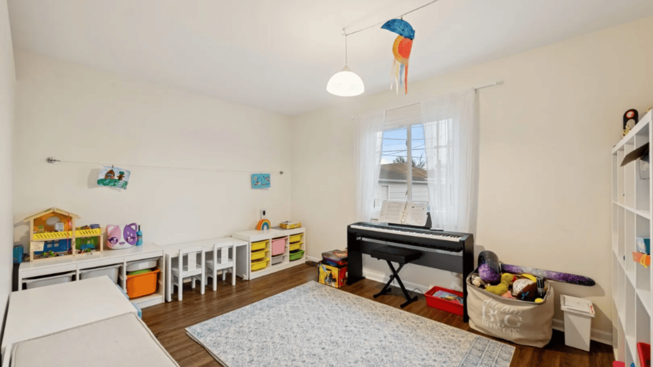 Tour This 1,750 Sq Ft Brick Ranch in Chicago, IL with Recreation Room and Walk-In Shower
