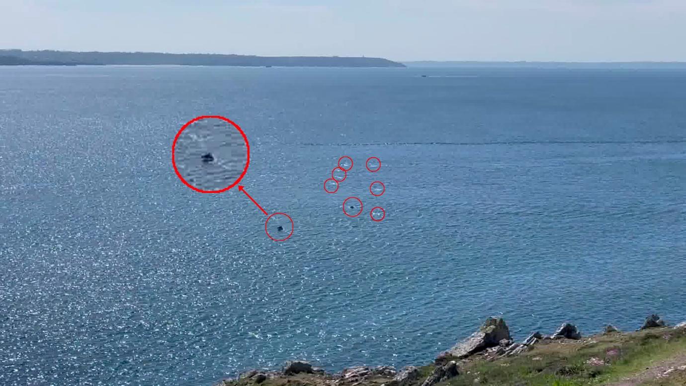 Une image contenant plein air, eau, lac, nature

Le contenu généré par l’IA peut être incorrect.