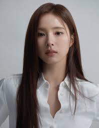 A picture of Shin Sae-Kyeong 