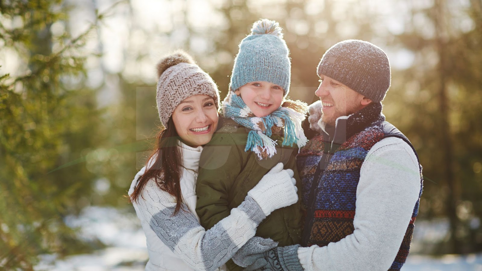 Outdoor Winter Family Photos Images 3