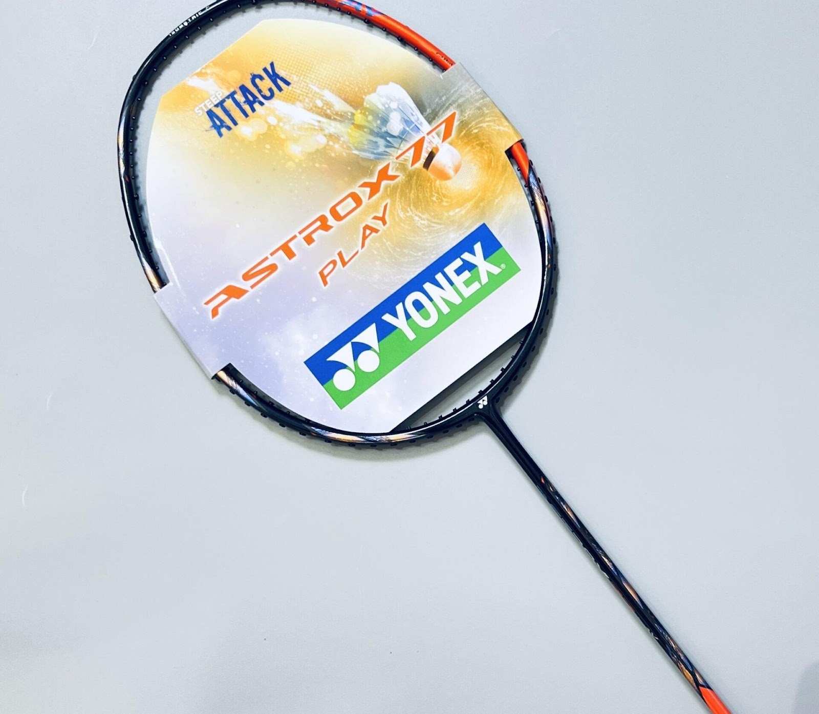 Cách chọn vợt cầu lông Yonex cho người chơi trung bình