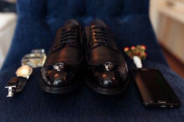 Timeless Men’s Fashion Pieces That Never Go Out of Style