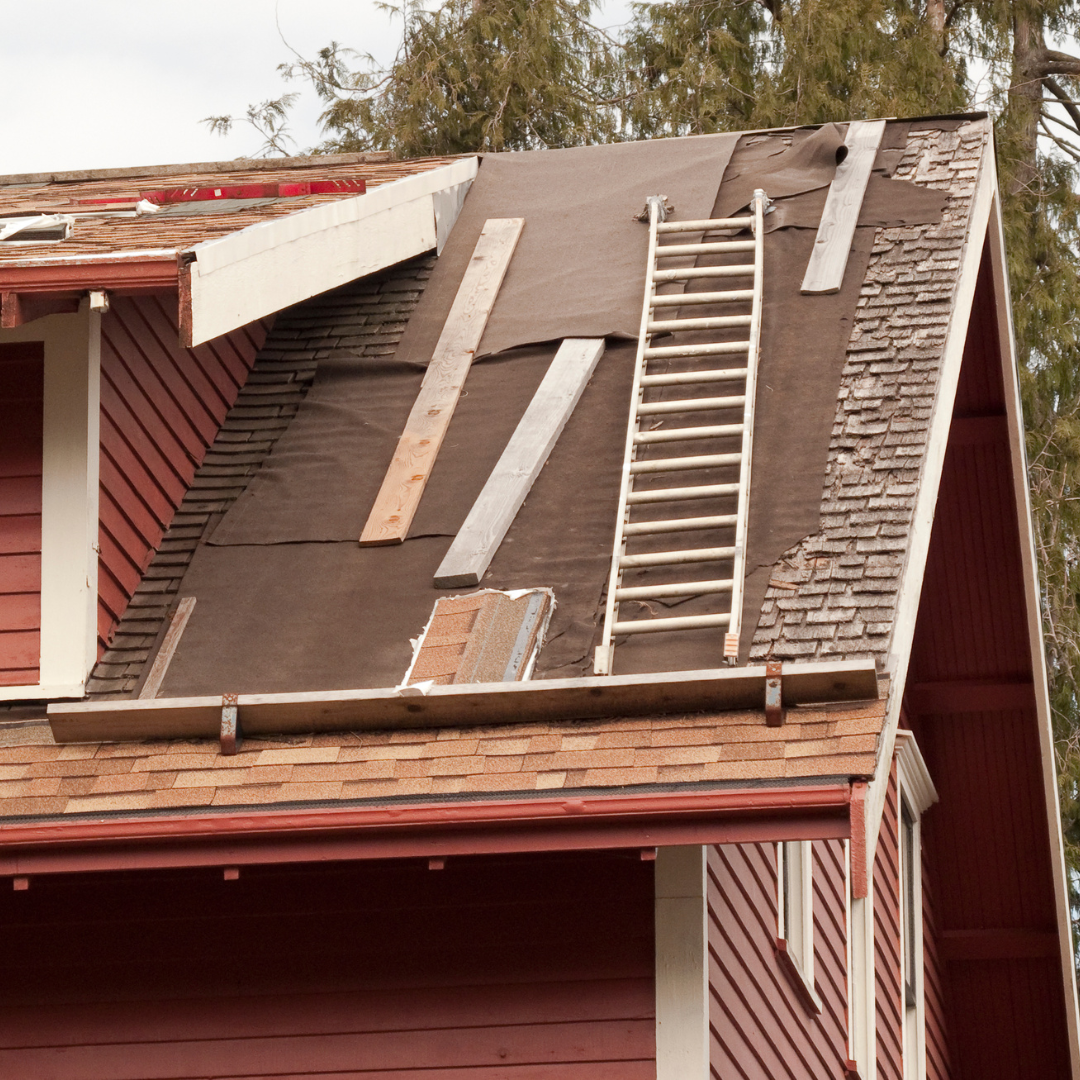 Historic Homes in Louisville: Special Considerations for Roof Repairs and Replacement