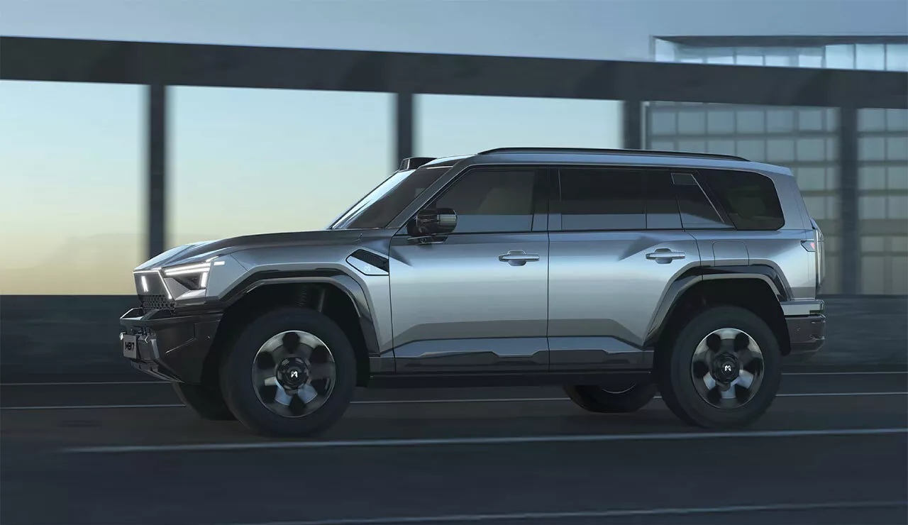 Chinese off-roader M-Hero M817 features hybrid power and bold design, garnering strong demand in its domestic market. 