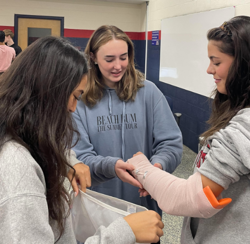 image of students learning about sports medicine