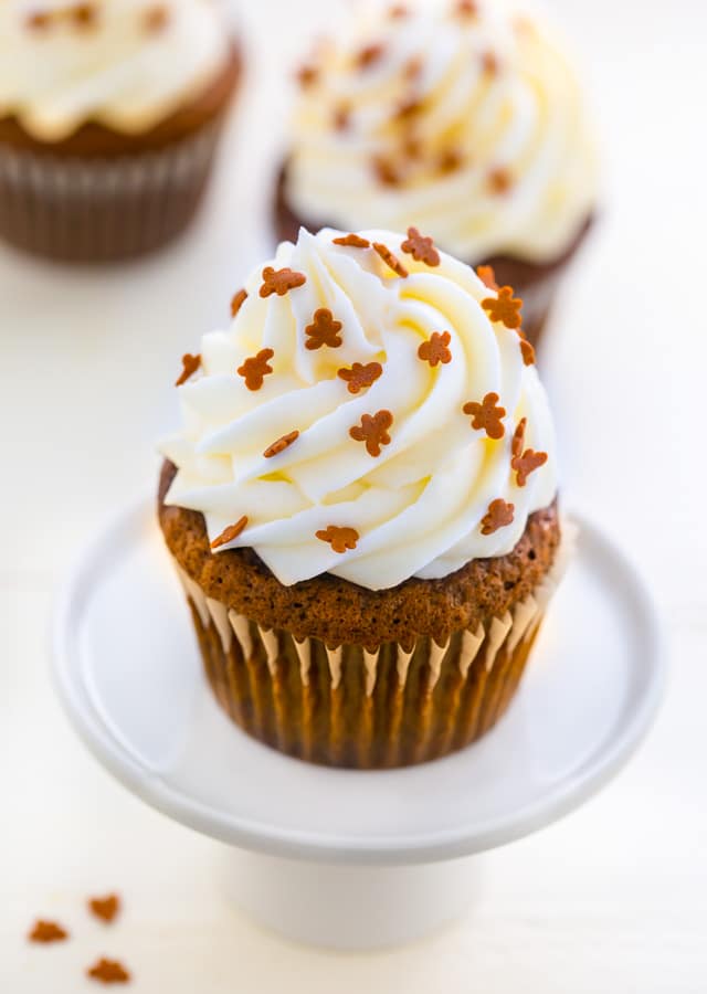 Gingerbread latte cupcakes