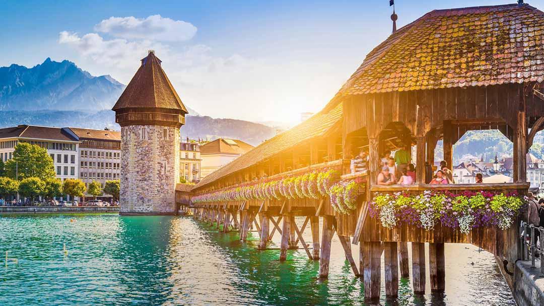 LUCERNE – THÀNH PHỐ CỦA NÚI NON | BLUE SKY TRAVEL