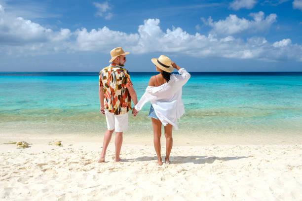 14.600+ Pareja De Vacaciones En El Caribe Fotografías de stock, fotos e  imágenes libres de derechos - iStock