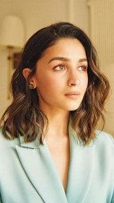 Alia Bhatt’s Beachy Waves