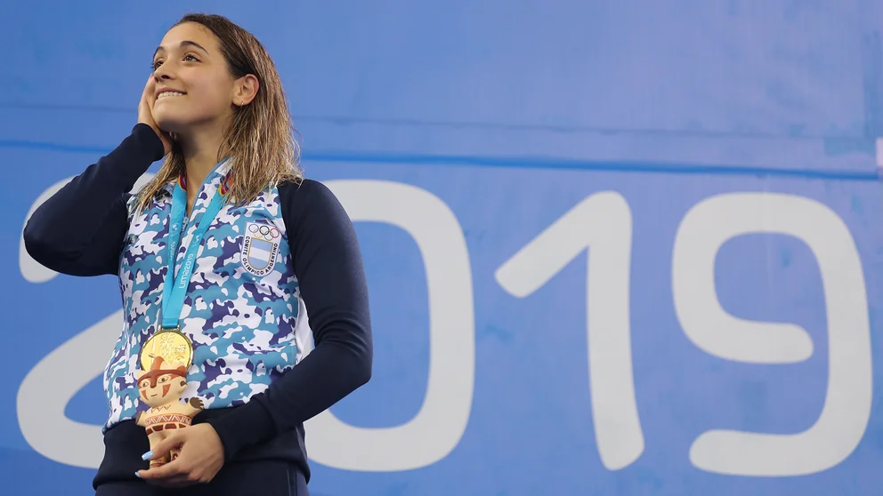 Delfina Pignatiello, promesa de la natacin argentina, decidi retirarse a los 22 aos, ya que a causa de las exigencias haba dejado de disfrutar el deporte.