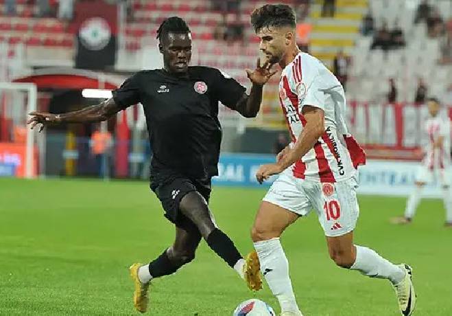 Nhận định soi kèo Umraniyespor vs Fatih Karagumruk, 19h30 ngày 18/12: Cơ hội chia điều cho cả hai