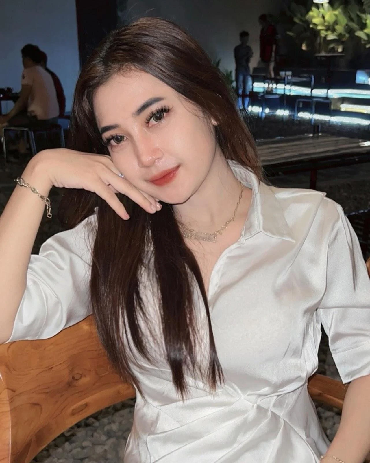 Cewek Manis Bikin Hati Meleleh, cewek manja, foto gadis cantik, wanita mempesona