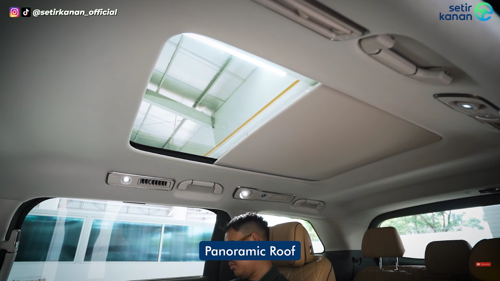 Sunroof untuk Kesan Mewah
