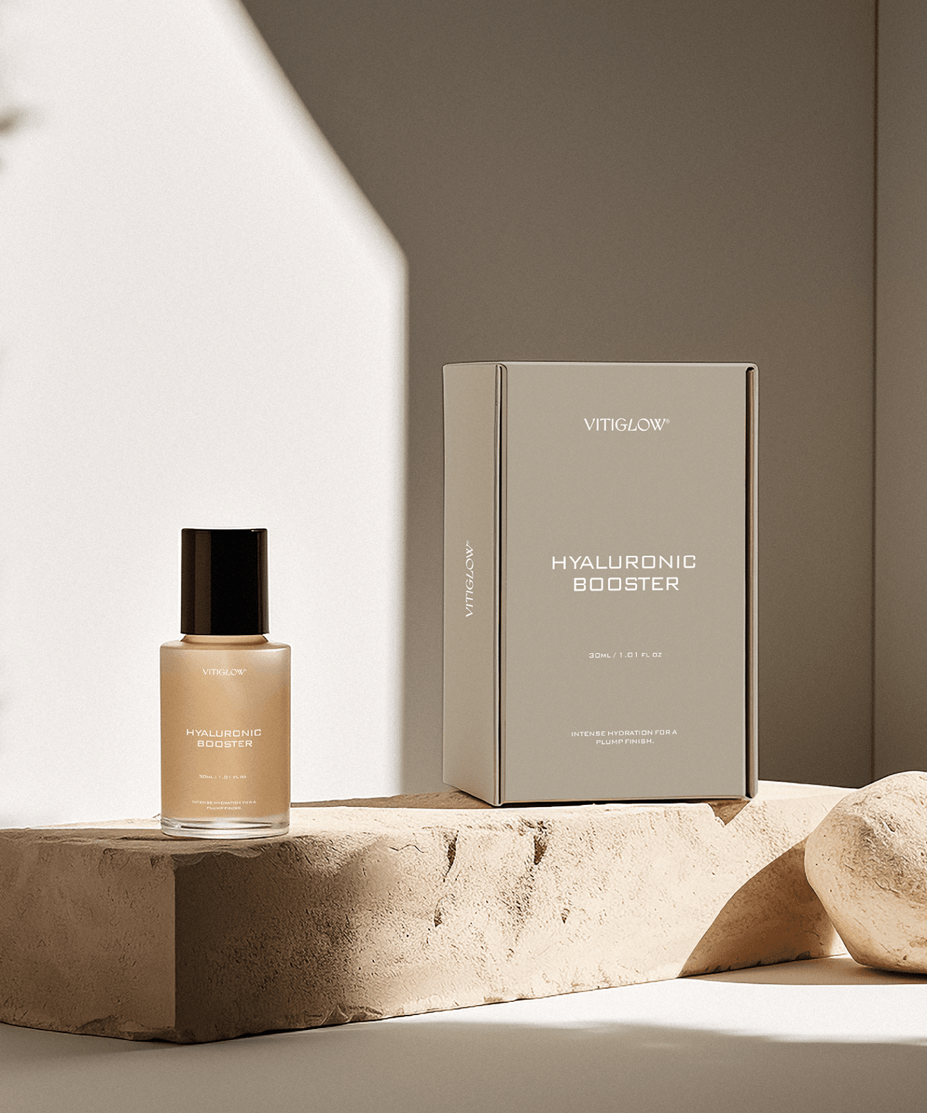 Image from the VITIGLOW: A Skincare Visual Identity That Celebrates Difference article on Abduzeedo