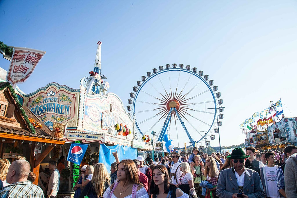 Luna park all'interno dell'Oktoberfest.