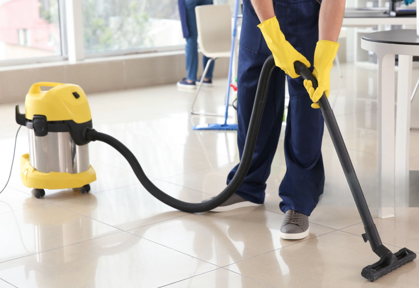 What Are the Benefits of Hiring Professional Office Cleaning Services?