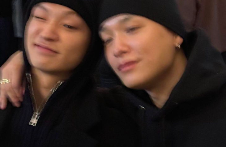 A picture of Simon Dominic and Chae Jong Seok