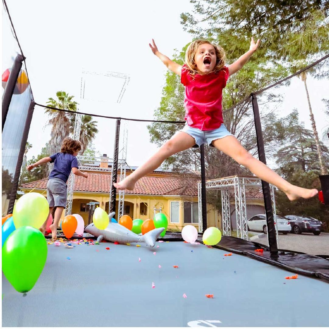 Akrobat king of trampolines