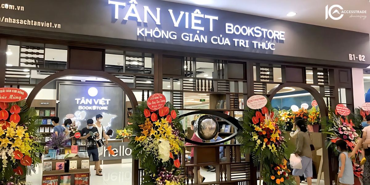 ACCESSTRADE x Nhà Sách Tân Việt: Chiến lược xây dựng con đường dẫn khách hàng đến “thành Rome”