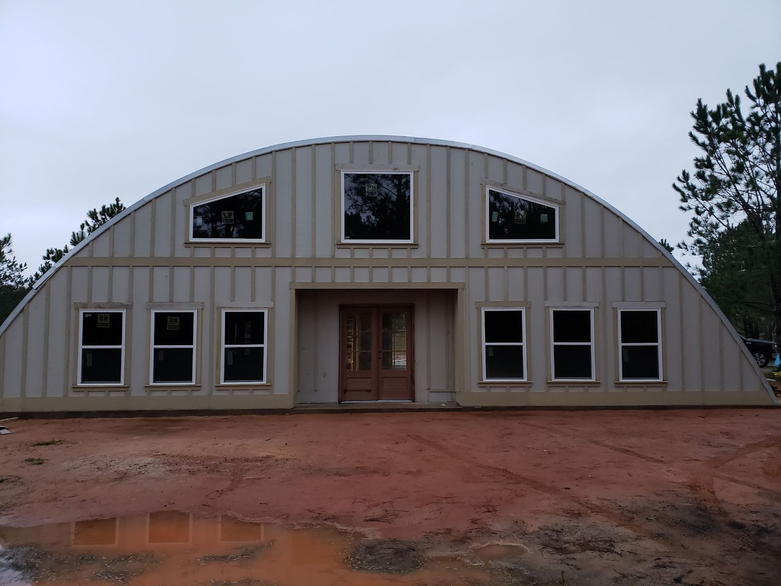 Quonset Hut 