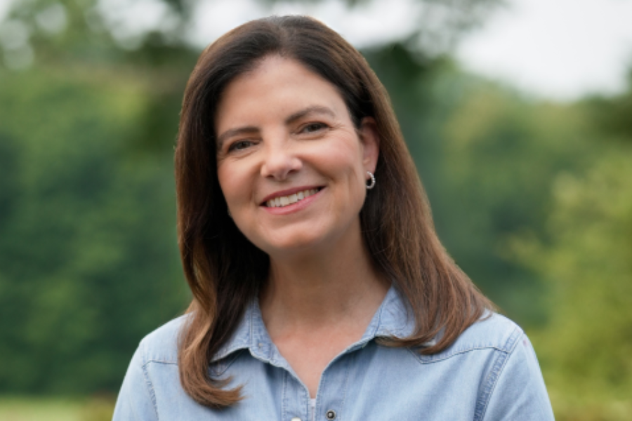 Kelly Ayotte Net Worth, Biography, Early Life, Education, Age, Height, Family, Relationship, Personal Life, Career, and More