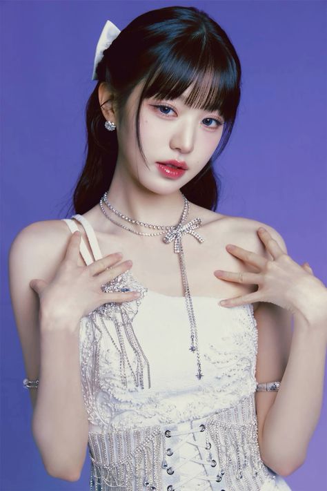 A PHOTO OF  IVE member Jang Wonyoung ON A WHITE GOWN 