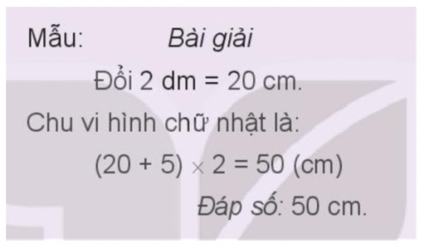 BÀI 53. LUYỆN TẬP CHUNGLuyện tập 1Bài 1: Số?Giải nhanh:Bài 2:a) Tính chu vi hình chữ nhật có chiều dài 2 dm và chiều rộng 5 cm.b) Tính chu vi của hình chữ nhật có chiều dài 1 m và chiều rộng 2 dm.Giải nhanh:Đổi 1 m = 10 dmChu vi hình chữ nhật là: (10 + 2) x 2 = 24 (dm)Bài 3: Một viên gạch hình vuông có cạnh 30 cm. Tính chu vi hình chữ nhật ghép bởi 3 viên gạch như thế. Giải nhanh:Chiều dài hình chữ nhật là: 30 x 3 = 90 (cm)Chu vi hình chữ nhật là: (30 + 90) x 2 = 240 (cm)Bài 4: Người ta đóng cọc để rào các vườn hoa. Biết rằng hai cọc cạnh nhau cách nhau 1 m (như hình vẽ).Bạn ong tìm đến vườn hoa có hàng rào dài nhất, bạn chuồn chuồn tìm đến vườn hoa có hàng rào ngắn nhất. Hỏi mỗi bạn sẽ tìm đến vườn hoa nào?Giải nhanh:Chu vi hàng rào vườn hoa màu vàng là: (4 + 3) x 2 = 14 (m)Chu vi hàng rào vườn hoa màu đỏ  là: (4 + 5) x 2 = 18 (m)Chu vi hàng rào vườn hoa là: 4 x 4 = 16 (m)Vậy bạn ong sẽ tìm đến vườn hoa đỏ, bạn chuồn chuồn sẽ tìm đến vườn hoa vàng.Luyện tập 2Bài 1:a) Tính diện tích hình vuông có cạnh 9 cm.b) Tính diện tích hình chữ nhật có chiều dài 9 cm và chiều rộng 6 cm.Giải nhanh:a) Diện tích hình vuông là: 9 x 9 = 81 (cm2)b) Diện tích hình chữ nhật là: 9 x 6 = 54 (cm2)Bài 2: Một hình chữ nhật có chiều rộng 6 cm, chiều dài gấp đôi chiều rộng. Tính diện tích hình chữ nhật đó.Giải nhanh:Diện tích hình chữ nhật là: (6 x 2) x 6 = 72 (cm2)Bài 3: Việt cắt được các miếng bìa như hình dưới đây. Hai miếng bìa nào có diện tích bằng nhau?Giải nhanh:Tấm bìa B và C có diện tích bằng nhau .Bài 4: Một võ đài hình vuông có chu vi 36 cm. Tính diện tích của võ đài đó.Giải nhanh:Độ dài một cạnh của võ đài là: 36 : 4 = 9 (cm).Diện tích của võ đài là: 9 x 9 = 81 (cm2).Luyện tập 3