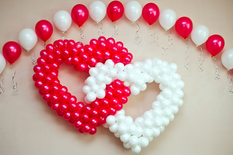 Anniversary balloons