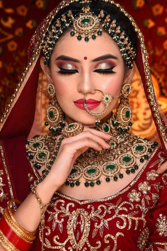 Professional Makeup Artist in Mumbai for Events: Achieve the Perfect Look for Every Occasion