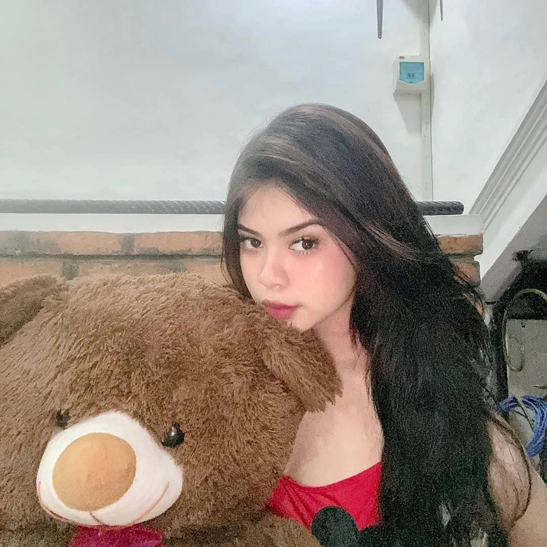 Gadis Indo yang Bikin Hati Bergetar, cewek indo cantik, gadis memikat, wanita memesona