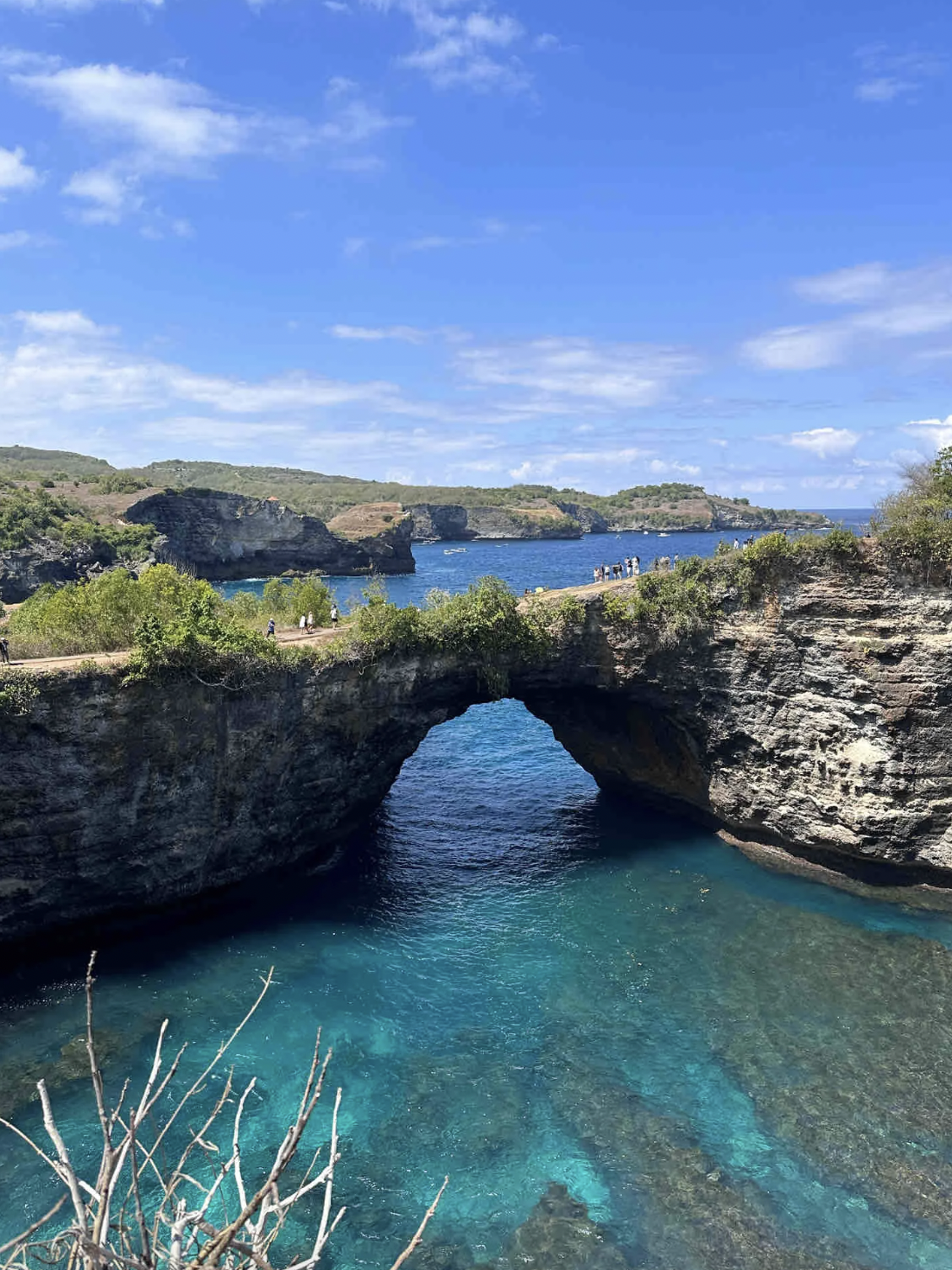 nusa penida bali - beat beaches - broken beach