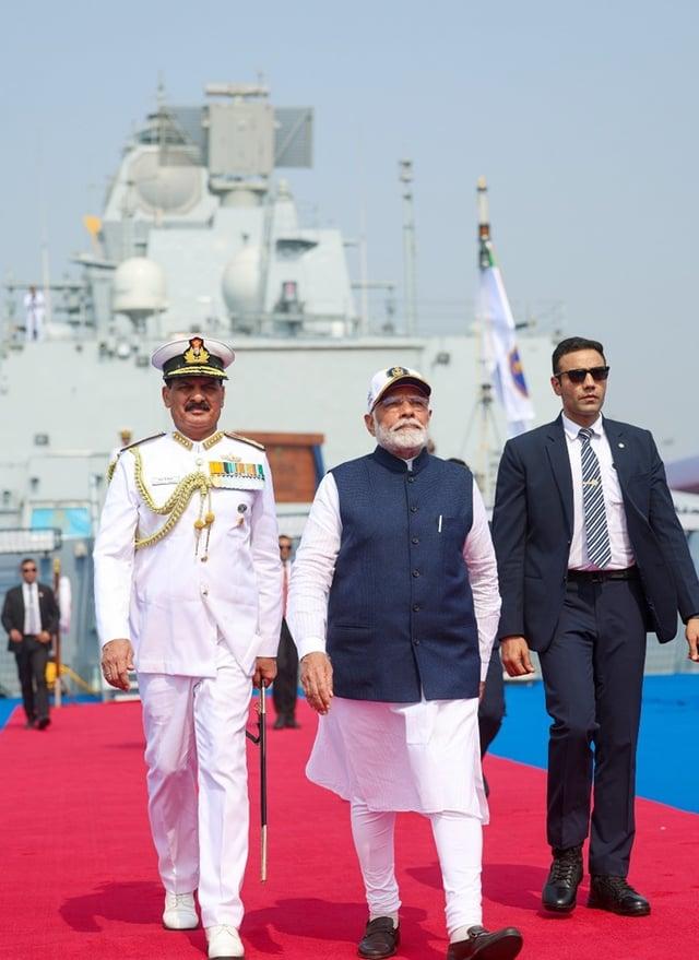 Prime Minister Narendra Modi at Naval dockyard, Mumbai