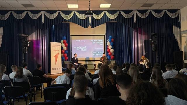 Изображение выглядит как одежда, в помещении, человек, женщина

Контент, сгенерированный ИИ, может содержать ошибки.