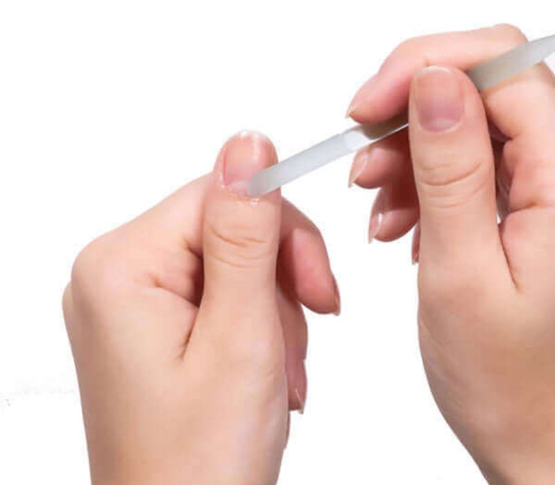 Important Tips for Using a Cuticle Pusher Tool