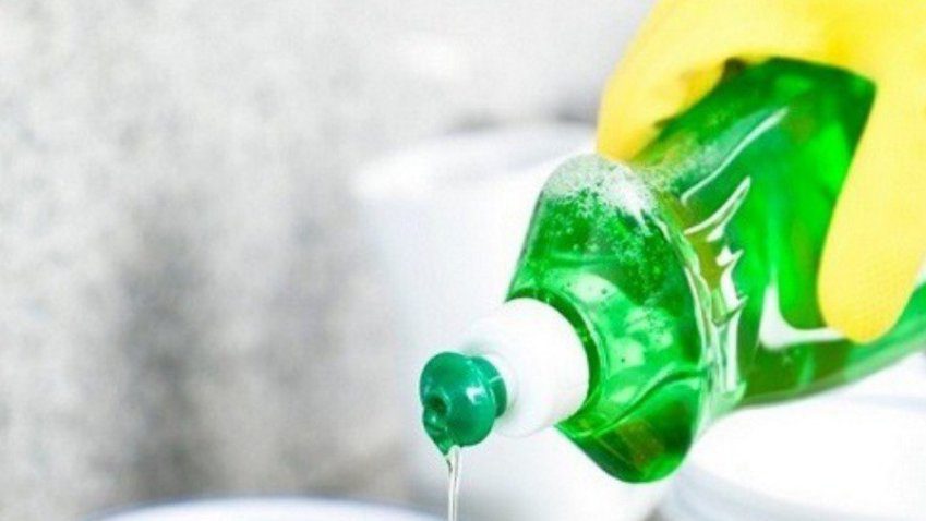 Máy rửa chén có dùng nước rửa chén được không 1