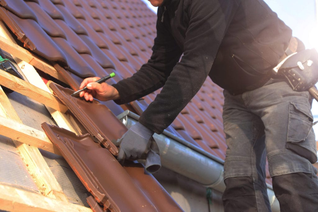 Common Roof Repairs You Can Do Yourself