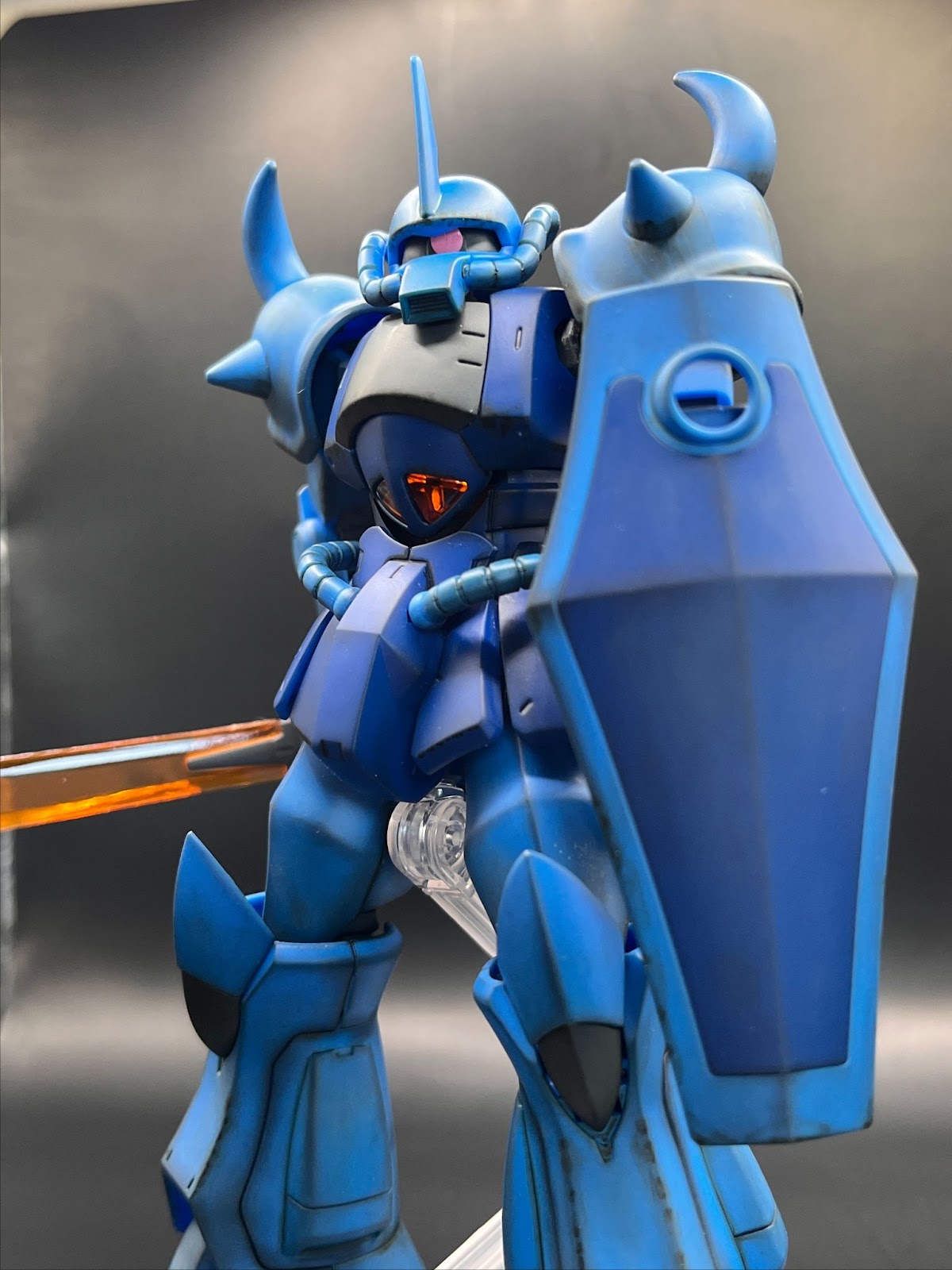 ガンプラを塗装をしたいけど手間がかかる人向け＿成形色仕上げ作ったグフ