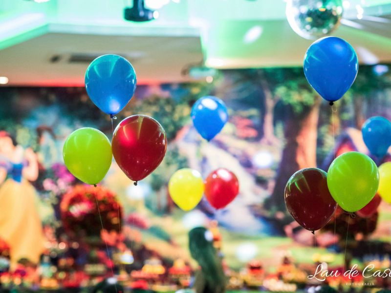 festa infantil branca de neve cores