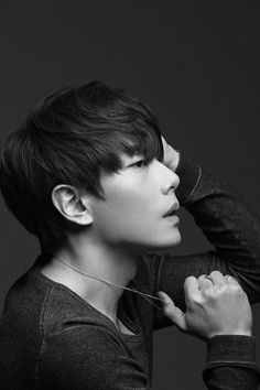 A picture of  Park Hyo Shin