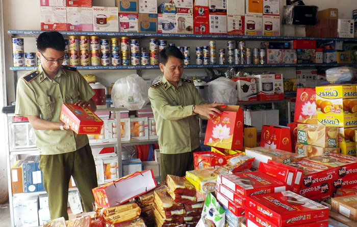 Kinh doanh hàng hóa quá hạn sử dụng ghi trên nhãn hoặc bao bì hàng hóa bị  phạt đến 200 triệu đồng