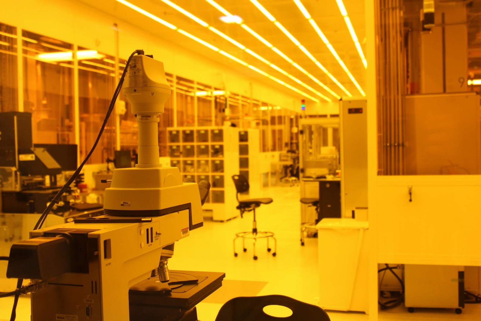 Chromatography resin applications in a lab setting