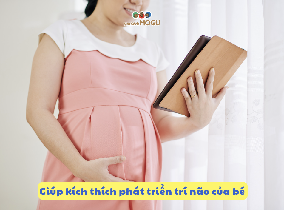 Lợi ích của việc đọc truyện thai giáo tháng thứ 8