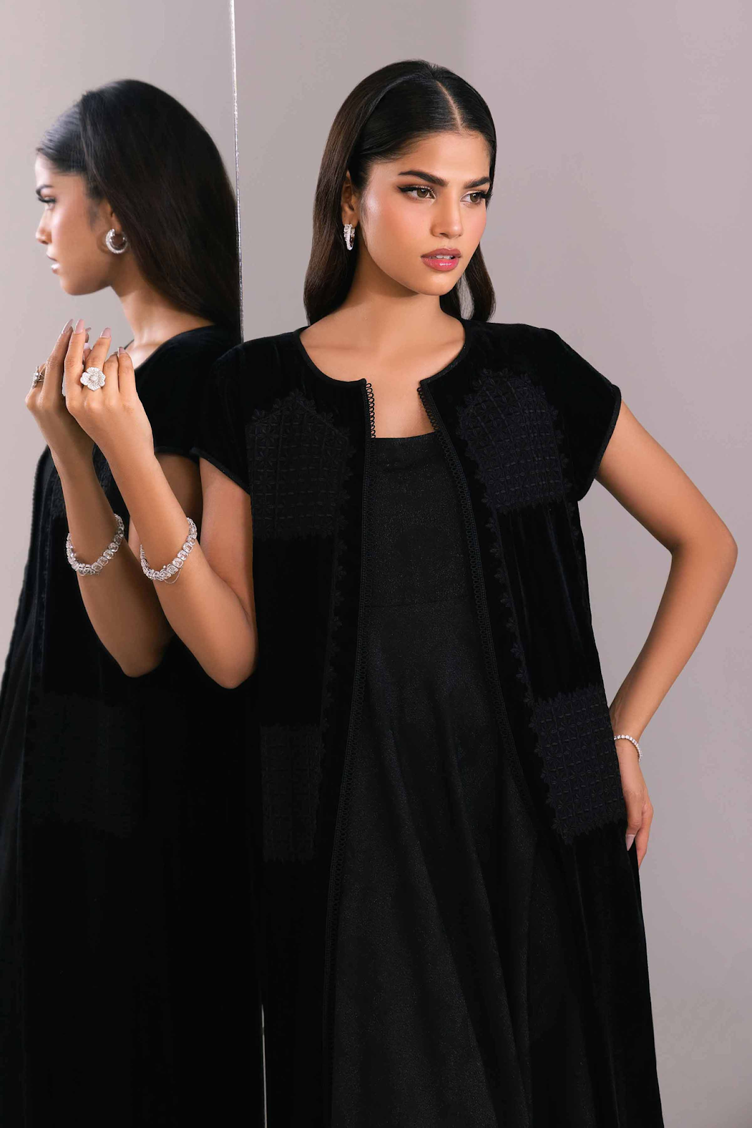 Pakistani velvet dress online in UAE