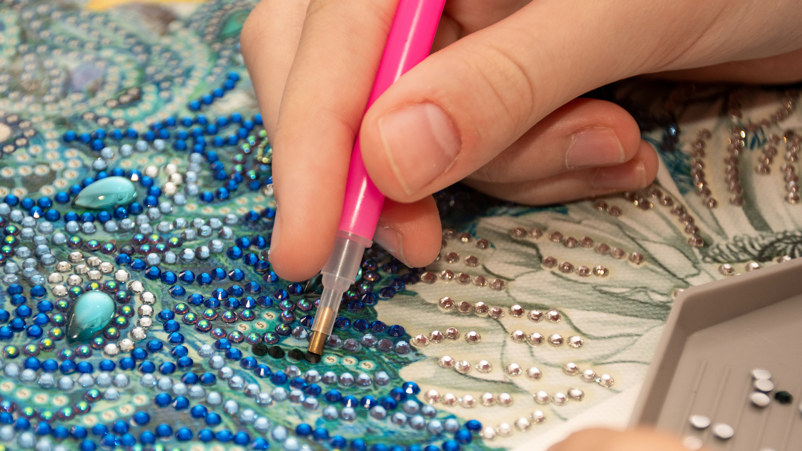 Top 10 Best Diamond Painting Kits for Adults