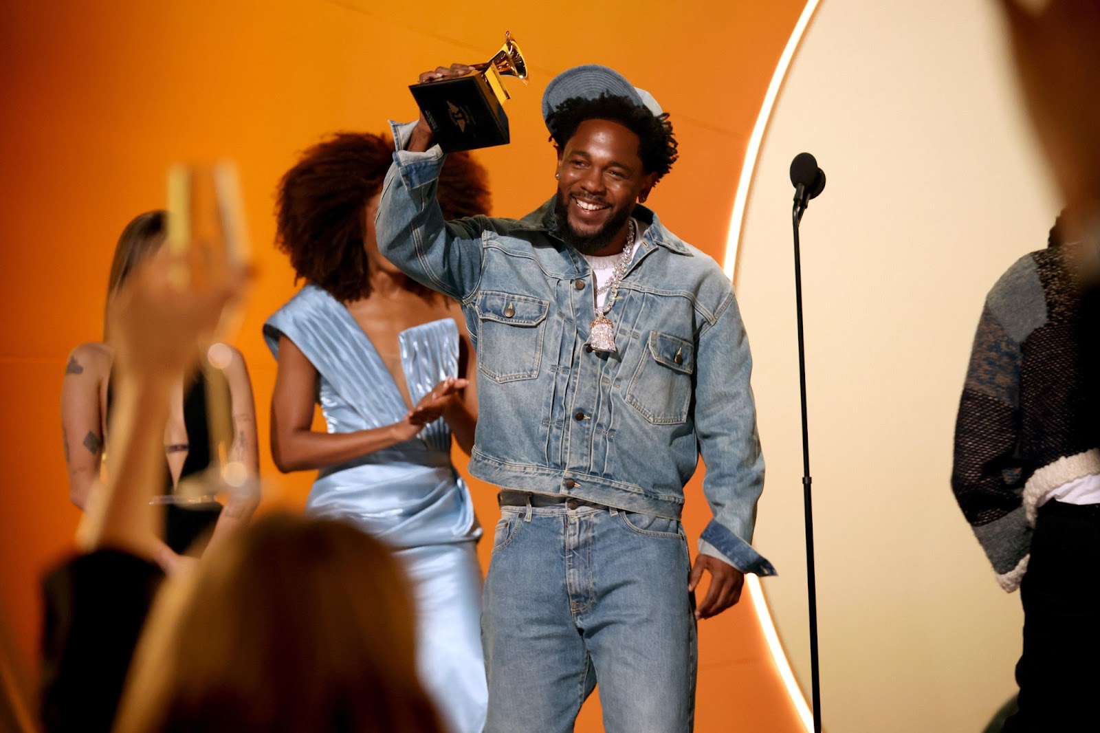 Kendrick Lamar Dedicates Record Of The Year Win To Los Angeles
PHOTO: JOHNNY NUNEZ/GETTY IMAGES FOR THE RECORDING ACADEMY