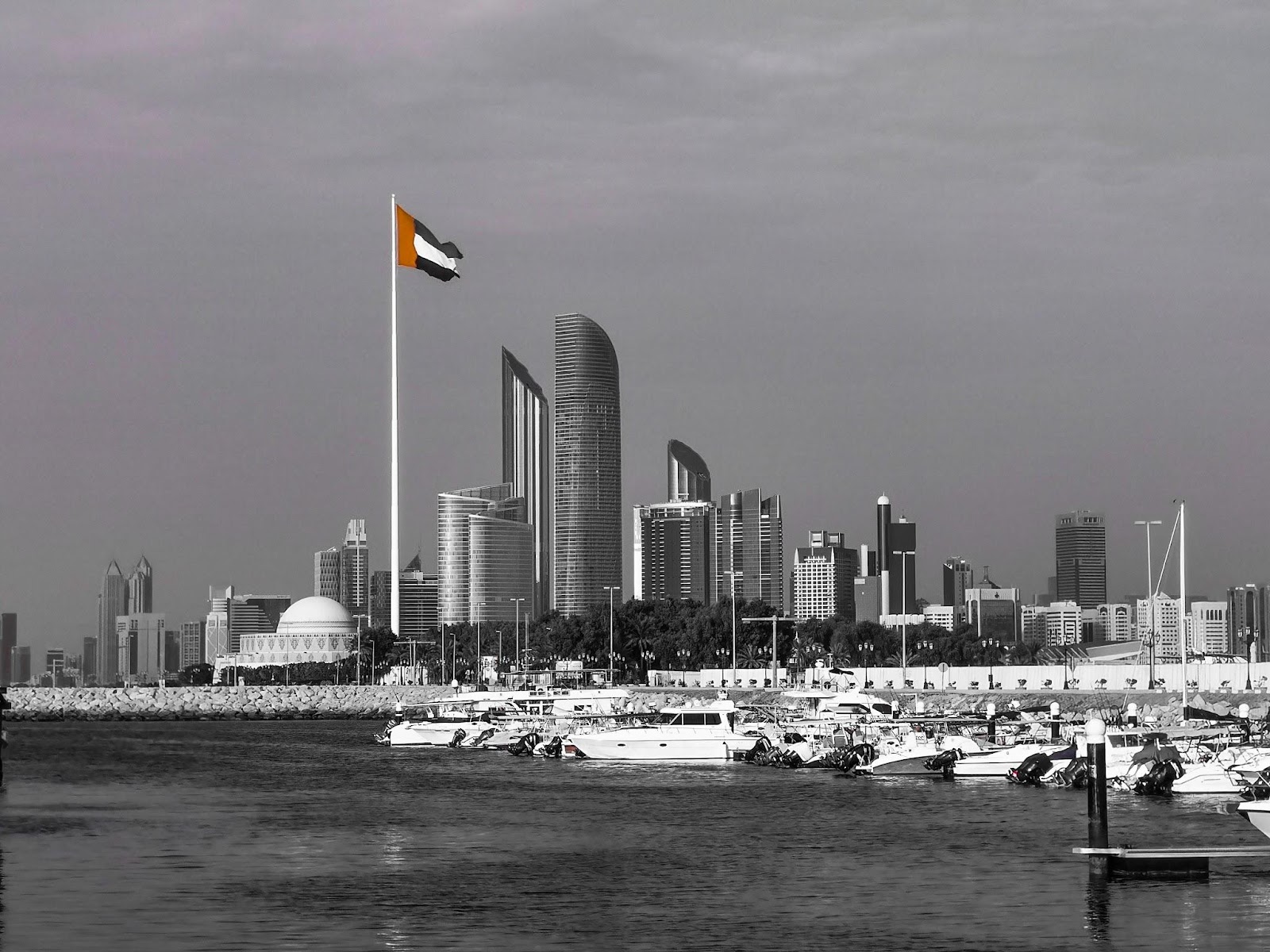 How to Open a Current Account in Umm Al Quwain Free Zone