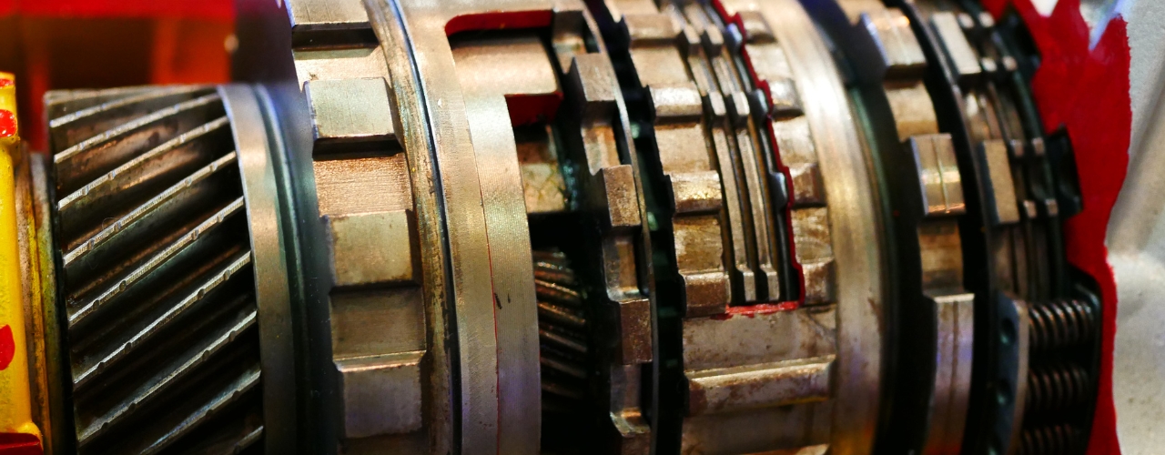 Dual-Clutch vs Automatic Transmission