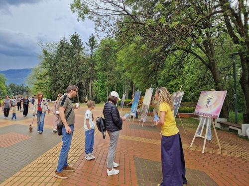 https://en.minghui.org/u/article_images/4c263c98aacad3cd0f5d9533d1aeef69.jpg